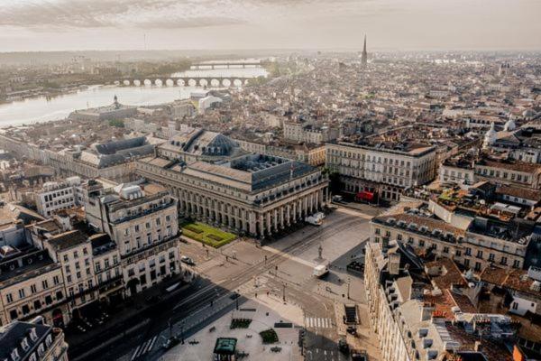 Magnifiques Appartements Climatises En Plein Coeur Des Chartrons Бордо Екстериор снимка